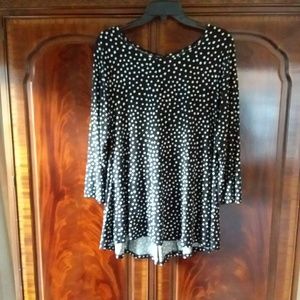 NWOT Cable and Gauge top in black with white polka dots
